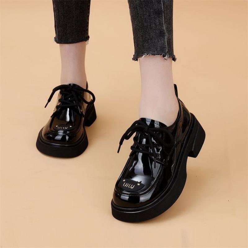 New spring and autumn with skirts, soft-sided shoes, soft-soled single shoes, heightened thick-soled small leather shoes