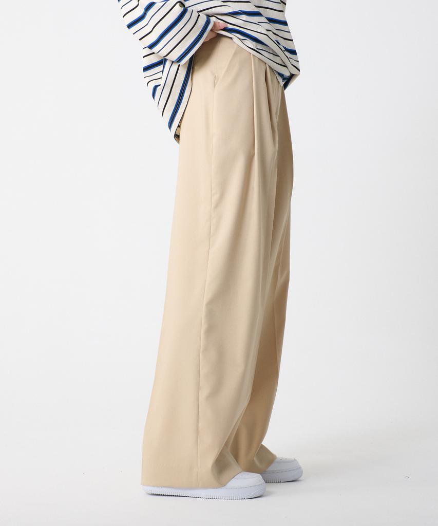 UNKNOWN PLANET Double-Pleat Slacks Beige