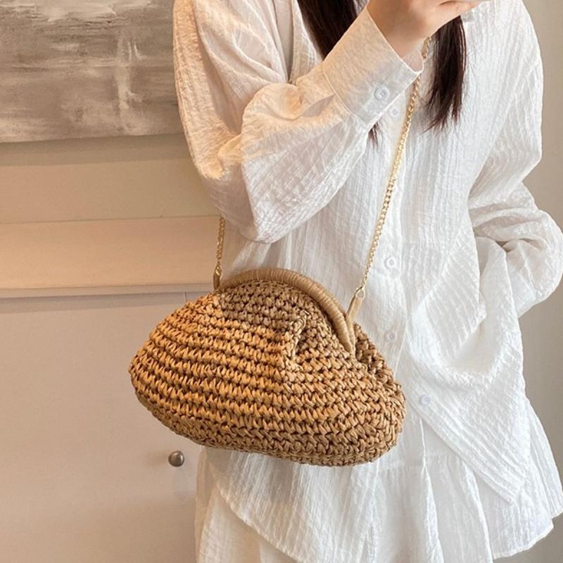 Summer  Straw Weaving Crossbody Bag Fashionable and Casual Shell Bag Women's Shoulder Bag with Excellent Texture