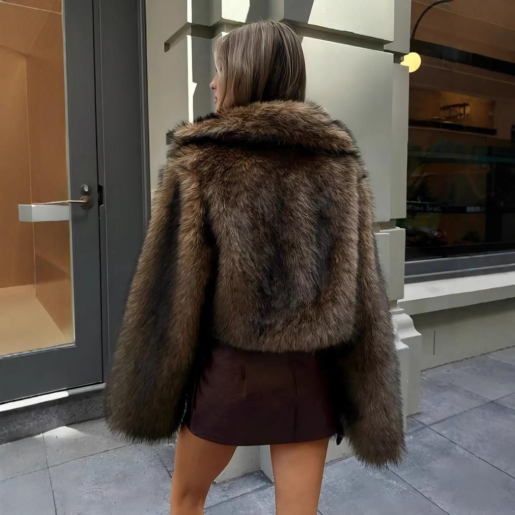 Women's autumn and winter Mao Mao jacket imitation fox hair Spice Girl winter new dyed short Mao Mao jacket