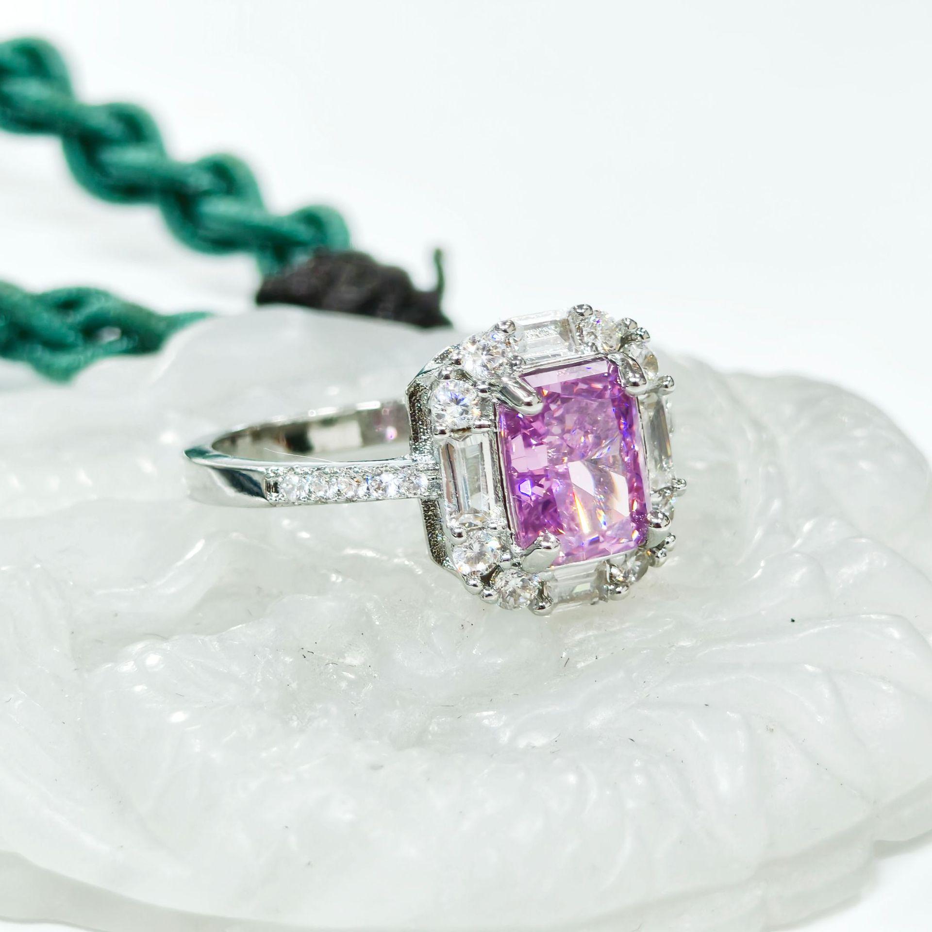 Exquisite Luxury Rectangular Diamond-Inlaid Ring by Gessen Jewelry Size 8