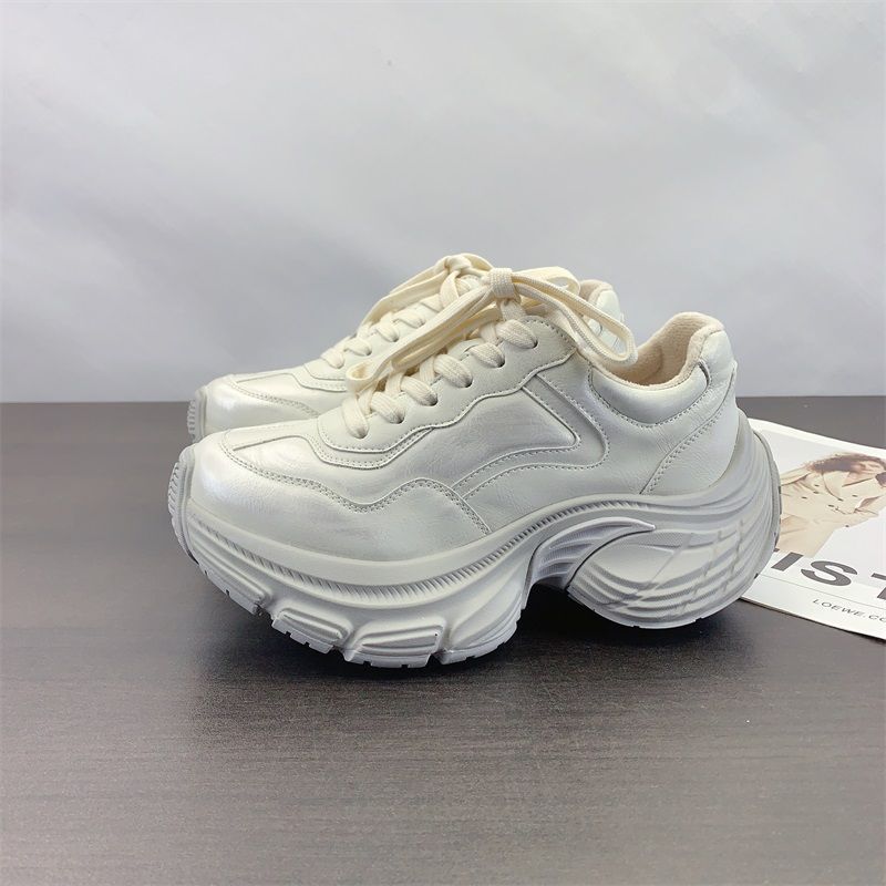 2025 spring new white moonlight, old feeling, polished thick sole, increased height 6cm small sports dad shoes women