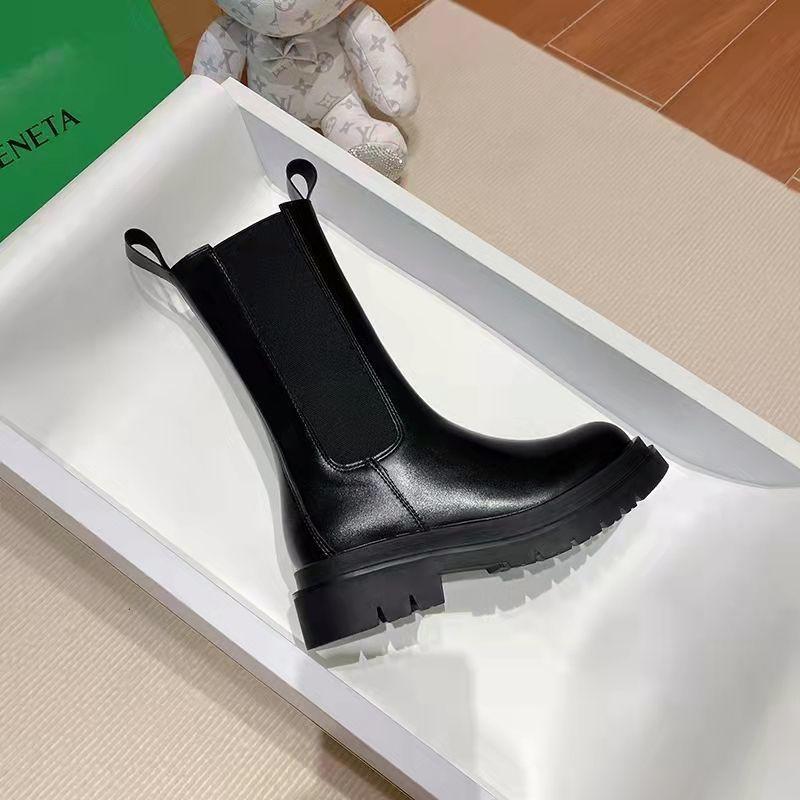 Leder-Innen-Erhöhung Martin Boots Damen Herbst und Winter Neu Britischer Stil Vollrindleder Mittlerer Schaft Schornstein Chelsea Kurzstiefel