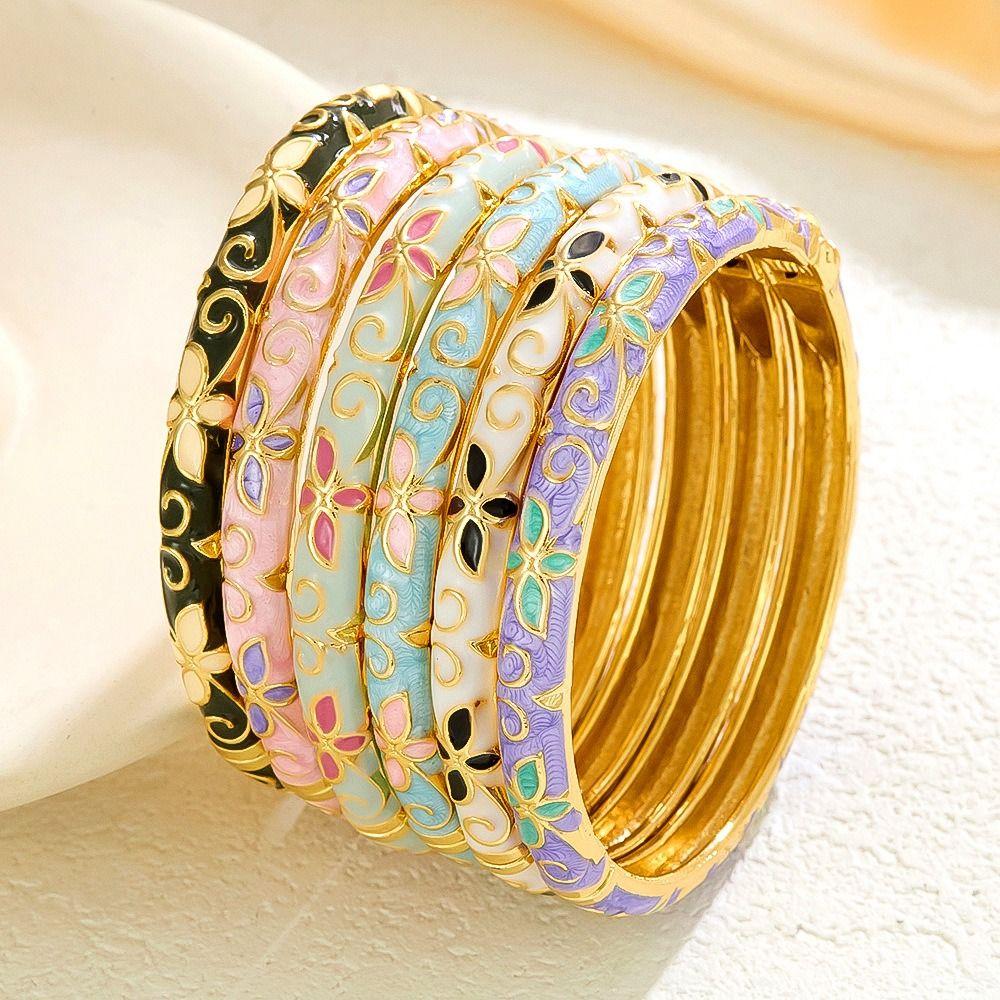 Classic Hollow Out Flower Bangle Chinese Women's Hand Bracelet Jewelry Gifts