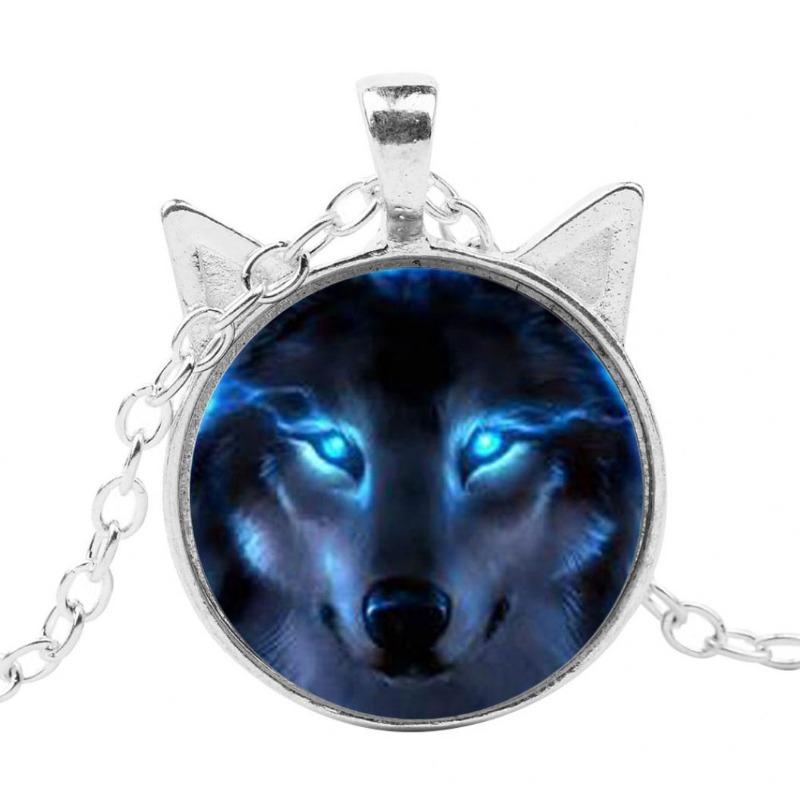 Unisex Jewelry Retro Wolf Head Pendant Cabochon Long Chain Sweater Necklace