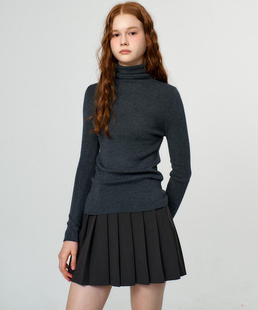 RAVEROUS Basic Turtleneck Knit_Charcoal