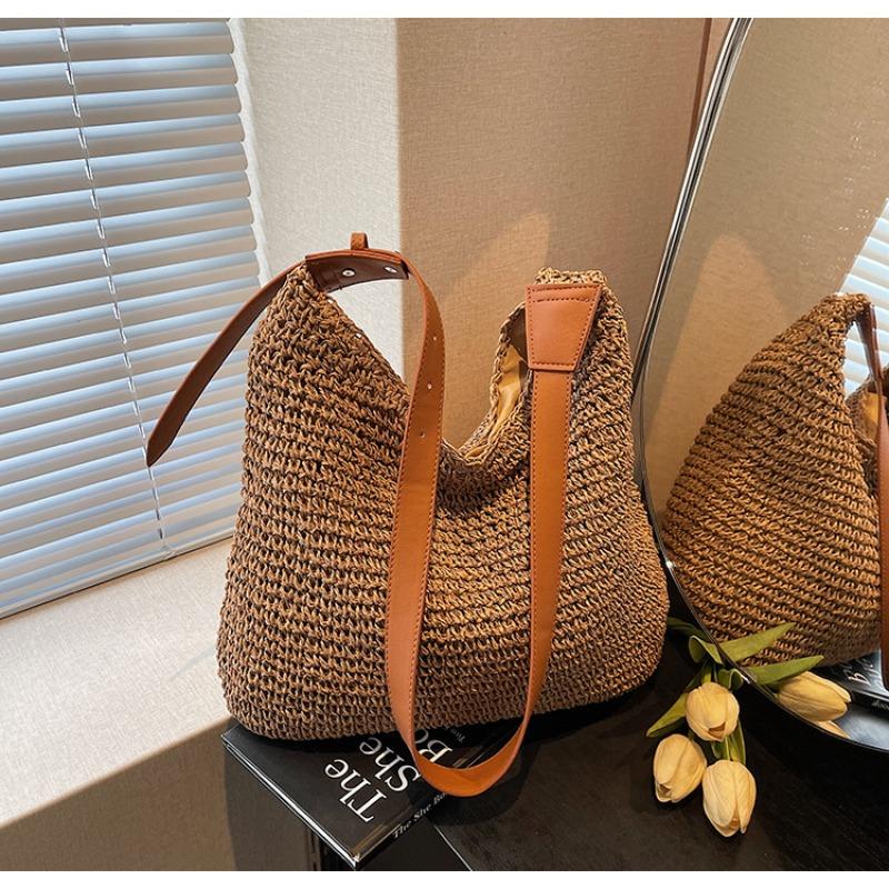 

Straw hollow commuter large capacity shoulder armpit bag new bag women s seaside beach messenger bag коричневый