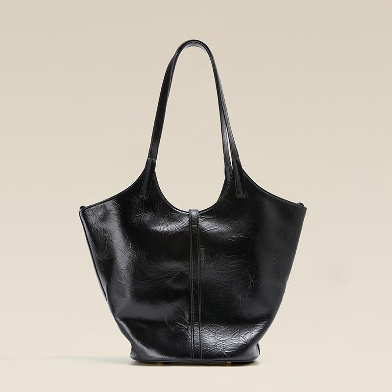 Soft leather tote bag, genuine leather women's bag, large capacity cowhide high-end black commuter bag, shoulder underarm bucket bag.