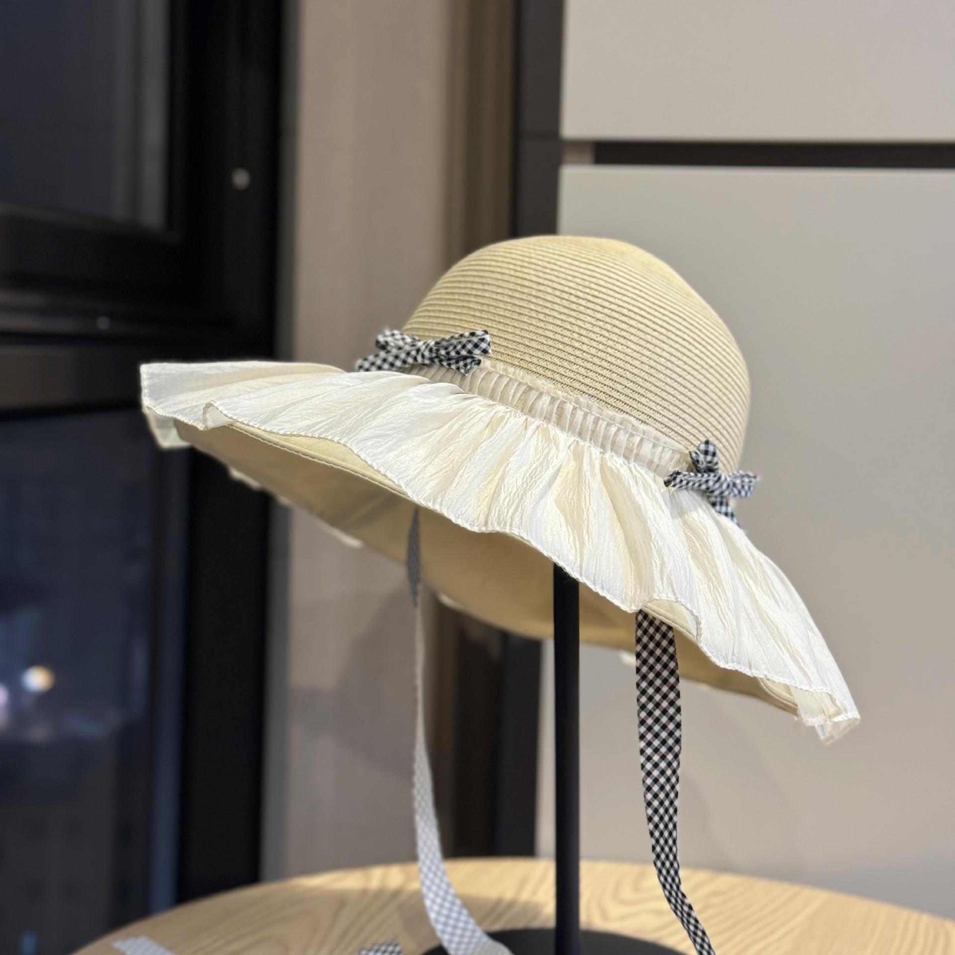 

Spring and summer cute age-reducing bow-tie ribbon sunscreen straw hat for women, seaside lace mesh floral sun hat Adult54-60Adjustable бежевый