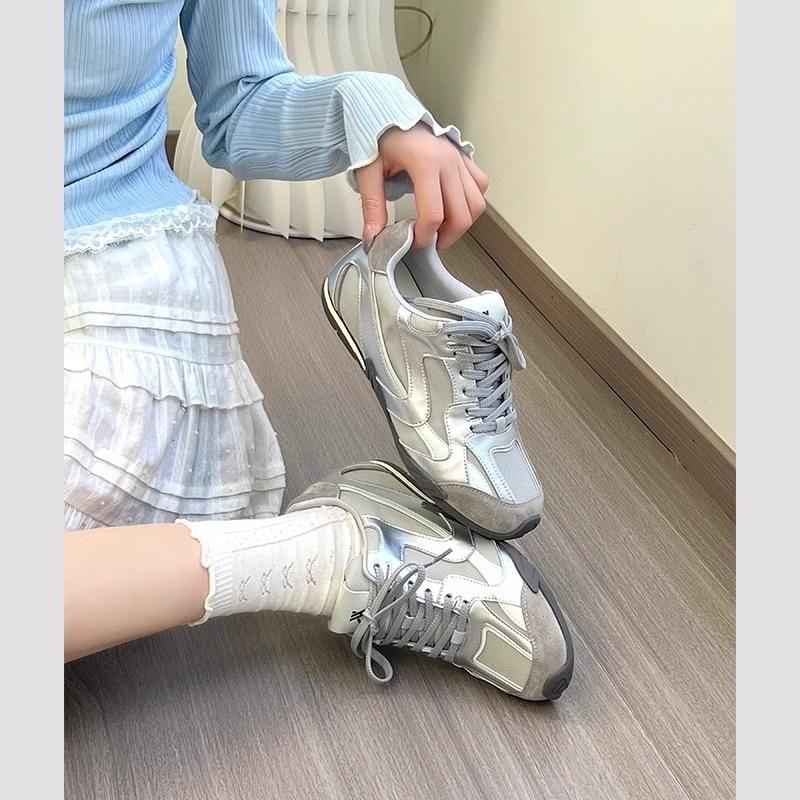 Retro German Training Shoes Women's 2025 Spring New Fashion Versatile Sports Leisure Lightweight Feet Small Non-slip Forrest Gump Shoes