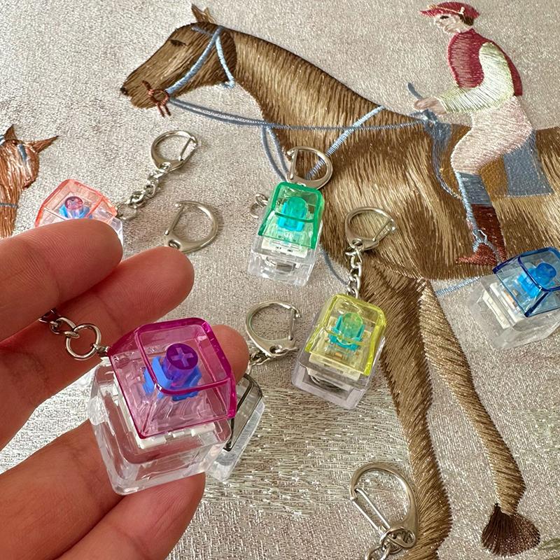 Creative Keycap Keychain Decompression Keycap Pendant Mechanical Keyboard Keyswitch Keychain Novelty Backpack Decoration Gifts