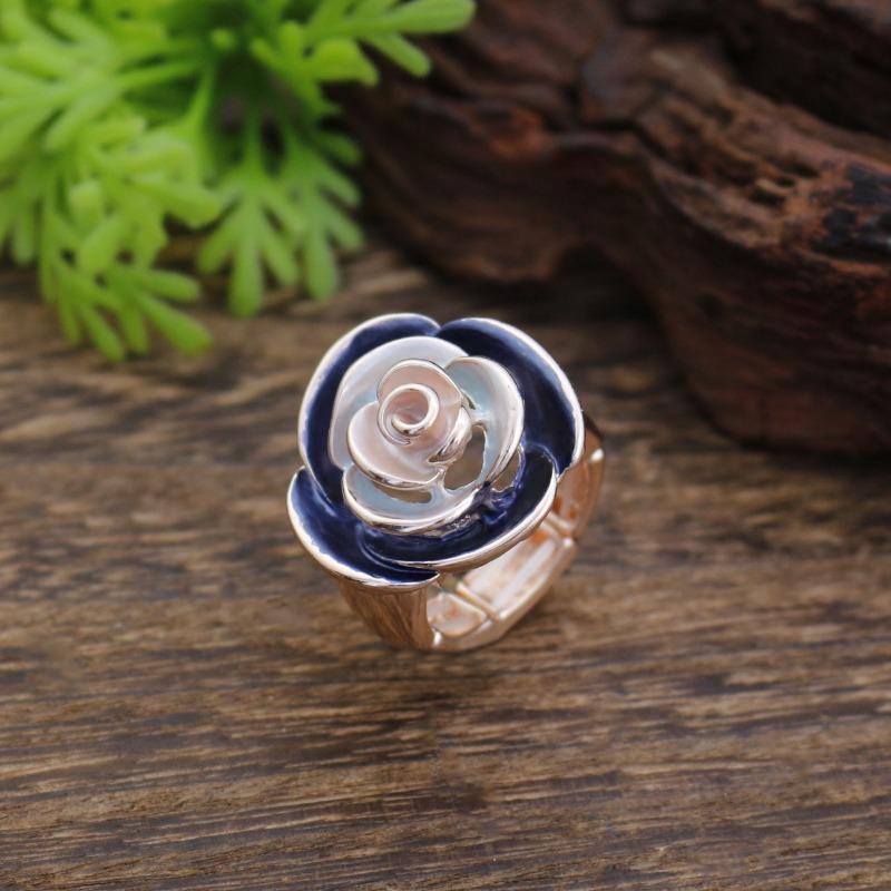 New Enamel Hollow Rose Elastic Ring Women's Simple High-end Three-dimensional Flower Ring