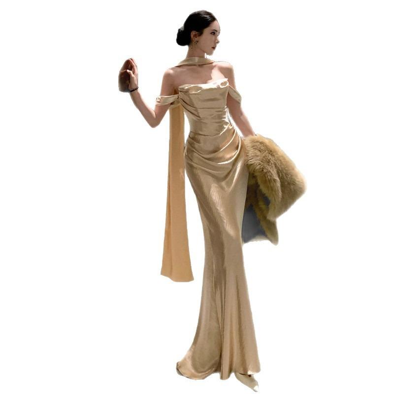Amber floating light gold tube top engagement dress light luxury bridal toast dress morning robe temperament dress