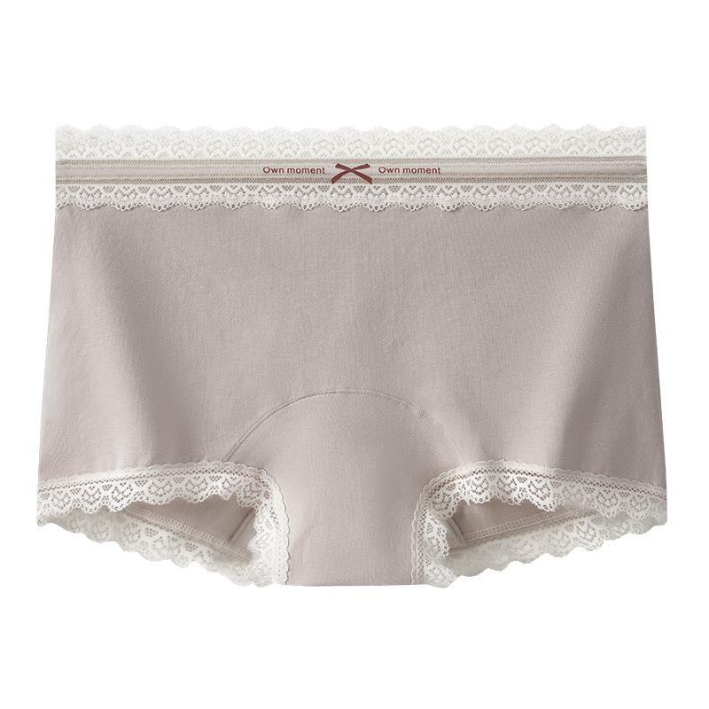 

Ladies Spring and Autumn Vintage Lace Edge Cotton Skin Friendly Hip Breathable Mid Waist Flat Angle Briefs 2XL