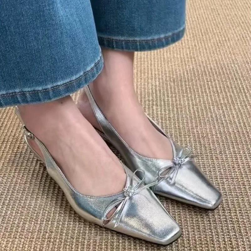 Fashion One-word Buckle Baotou Sandals Summer Outing 2025 New High-end Square-toe Rear Empty Single Women's Shoes