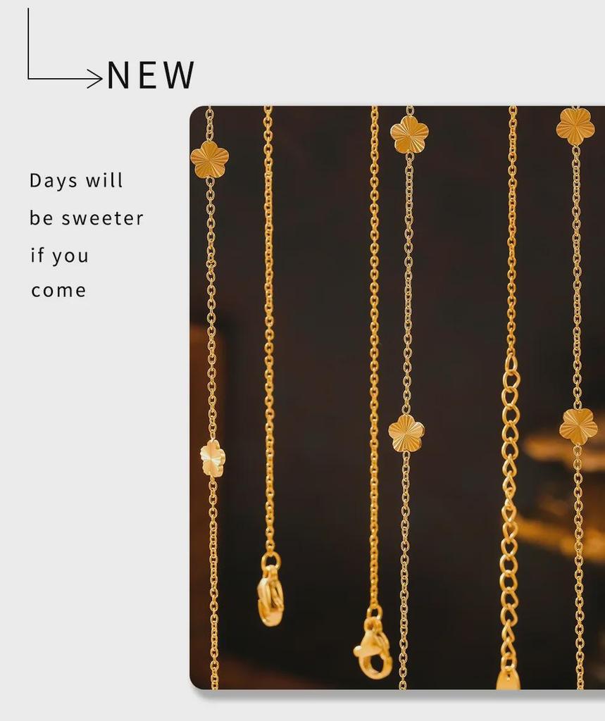 Elegant European & American Ins Style Small Flower Clavicle Necklace, 18K Gold-Plated Titanium Steel, Niche Design for Women