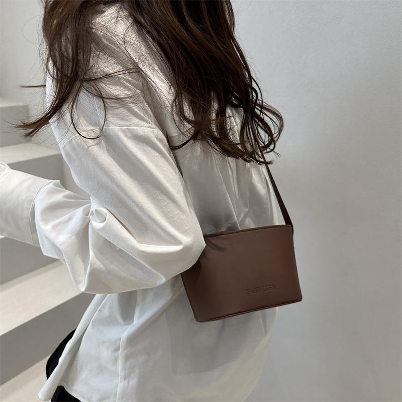 Bucket Bag Women's Fashion New Simple Temperament Versatile Shoulder Bag Niche Messenger Bag