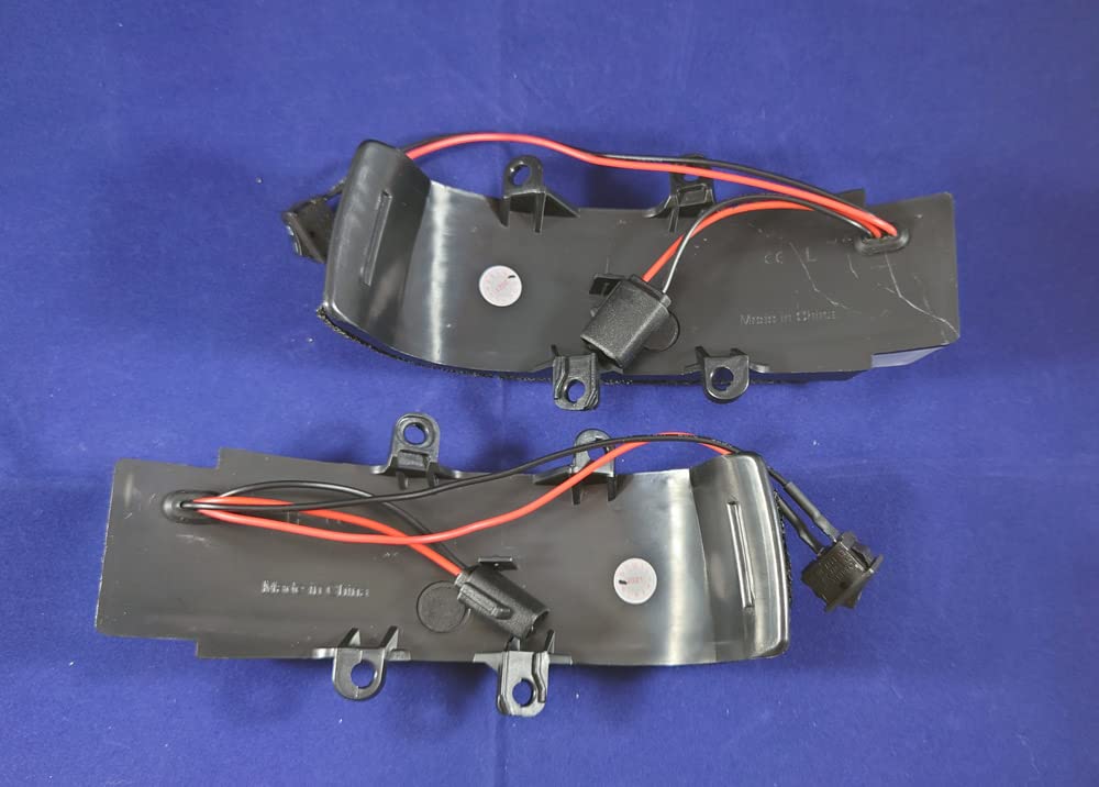 Clear lens sequential door mirror turn signals for Vellfire Estima Voxy Alphard, (20 series), (50 series), Noah, (70 series).