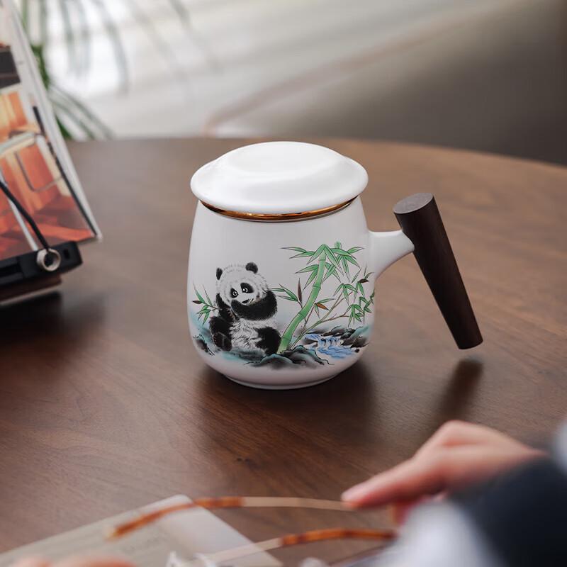 Hongyu Panda Ceramic Tea Cup Set