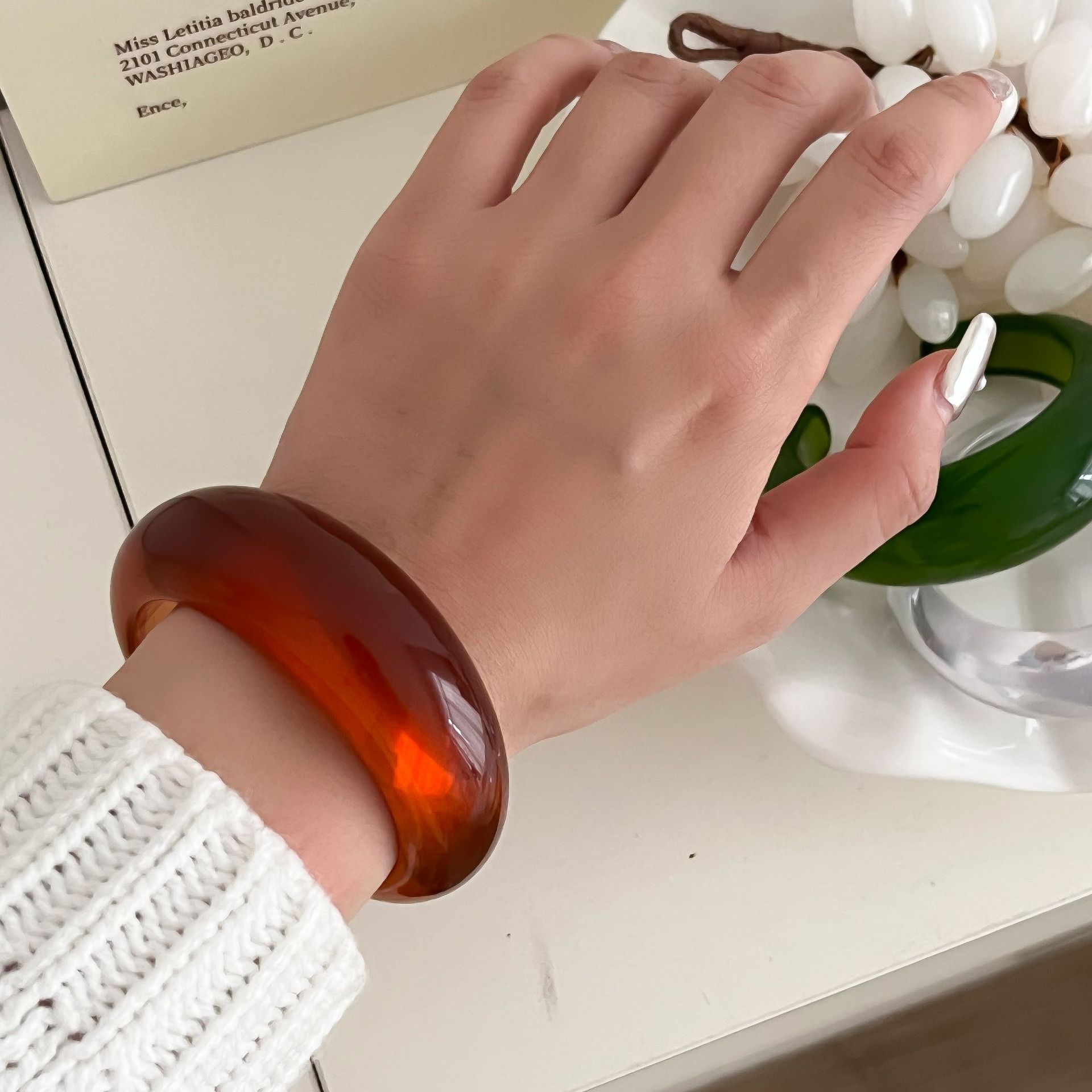 

Женские браслеты для модных украшений красный