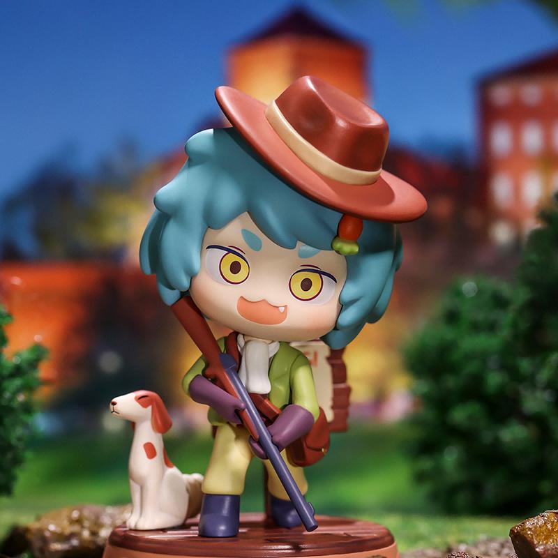 New POP MART Inhuman Maze Of The Manor Collection Mystery Boxes Single Blind Box/whole Box 9 Pcs 211200042