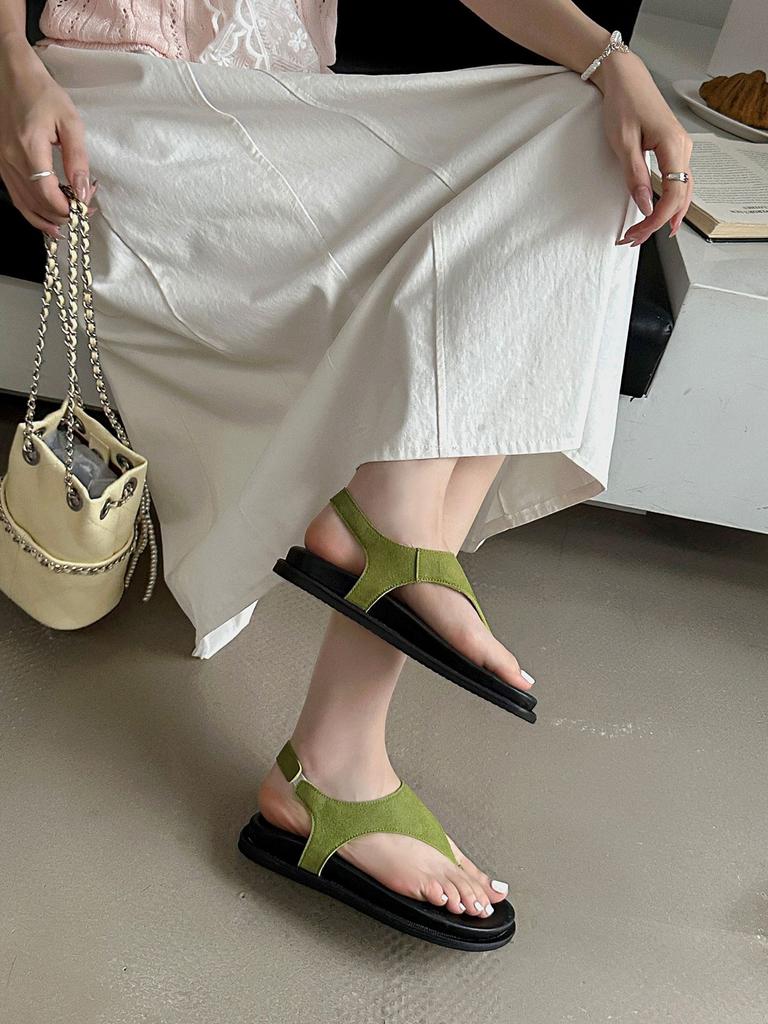 Casual style Spring and summer 2025 New minimalist herringbone clip feet Casual thick-soled beach Roman sandals women's summer