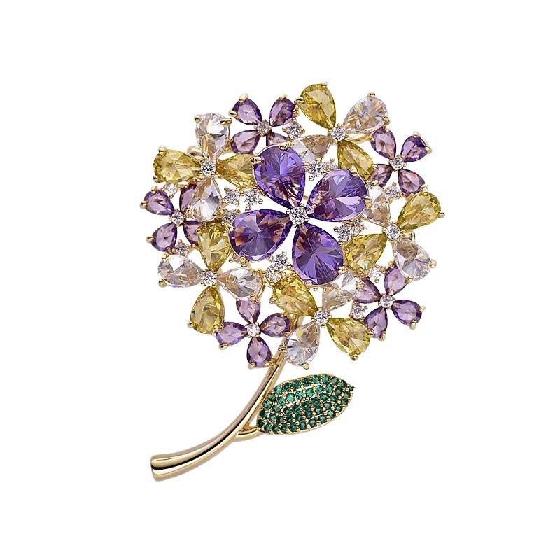 Ball Flower Brooch - Elegant and Refined Crystal Brooch for Women, Luxurious and Exquisite Pin.