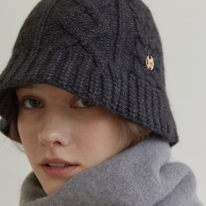 

halden cable knit bucket hat (C034_charcoal) charcoal