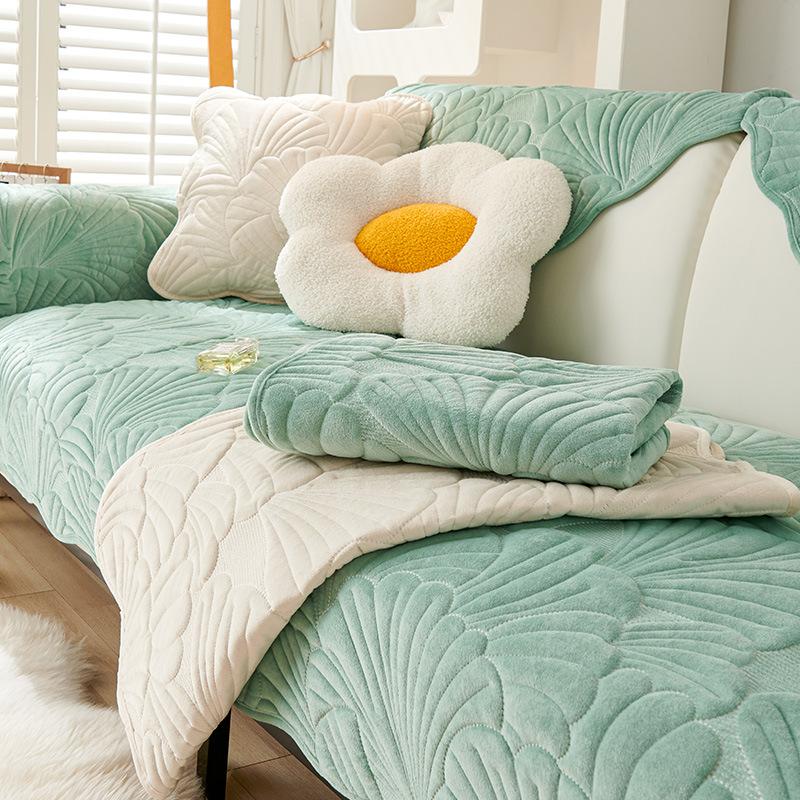 

Winter Dutch Fleece Sofa Cushion, Winter Thickened Non-Slip Seat Cushion, Simple Modern Sofa Cover, Short Plush Cover Towel 70*70cm