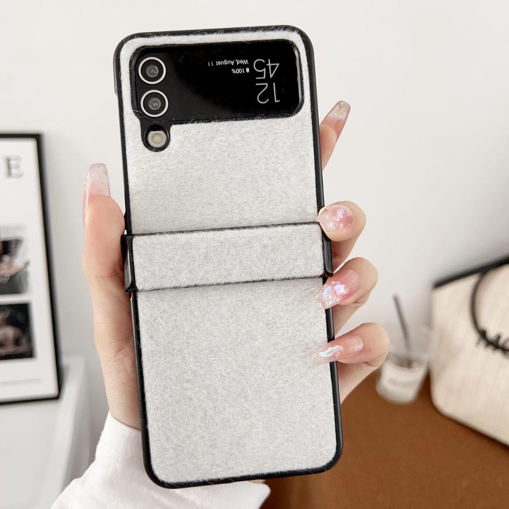 Samsung Z Flip 3/4/5/6/7 Mink Plush Three-Section Case