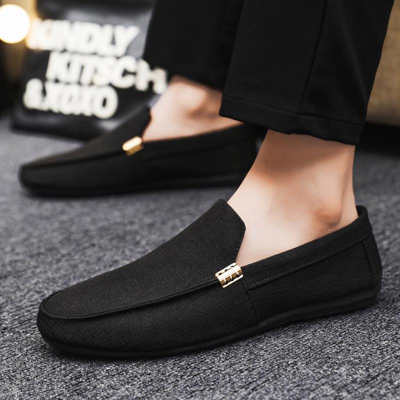 

Spring and summer casual shoes trendy shoes gouging Doudou shoes lazy shoes gouging shoes 39