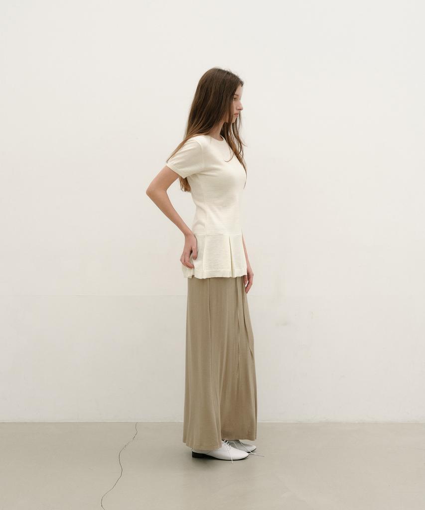Loutaideu Half Sleeve Flare Knit [Ivory]