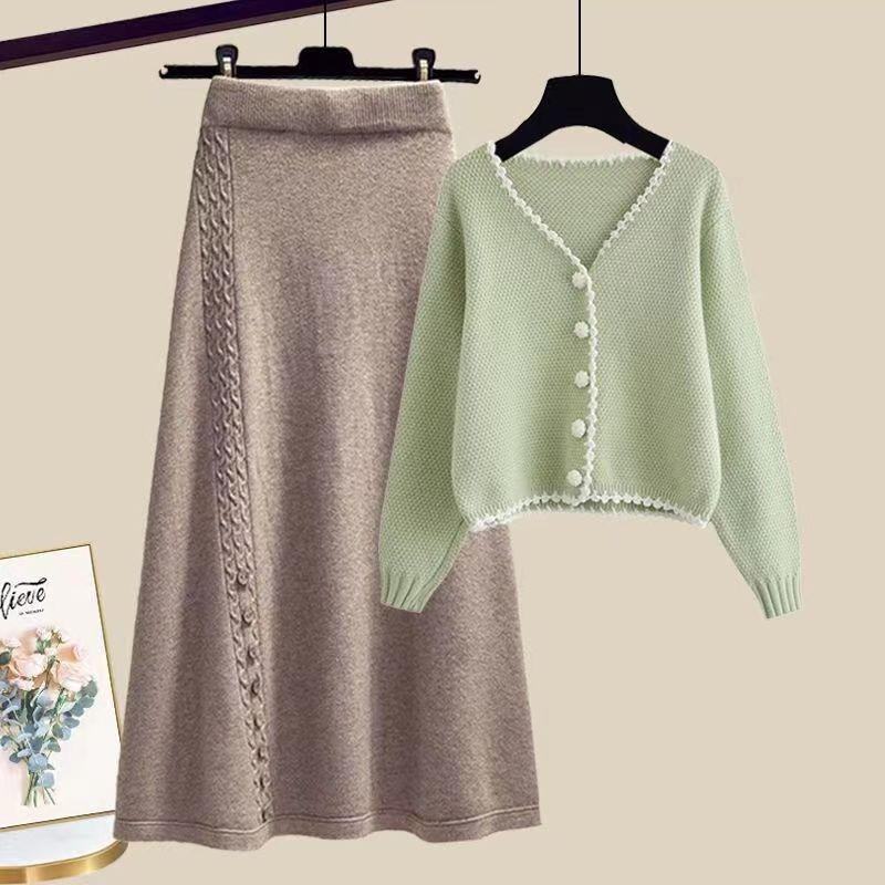 Zweiteiliges Set im koreanischen Stil für Frauen, grüne Pulloverjacke und Rock, Winteroutfit