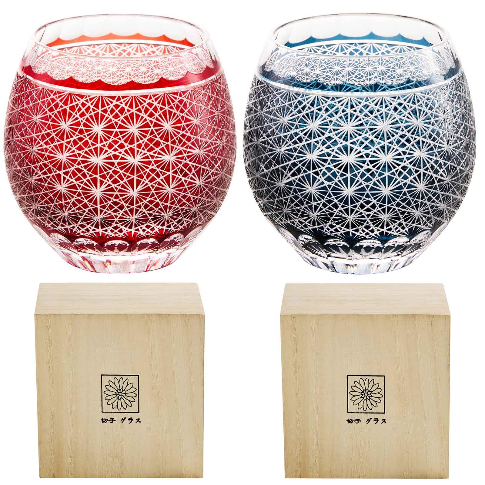 

LUGUFON Кирико Набор из двух стаканов для виски с милой хризантемой, можно мыть в посудомоечной машине, упакованы в деревянную коробку из павловнии, идеально подходят для холодных напитков или в качестве подарка на 60-летие или