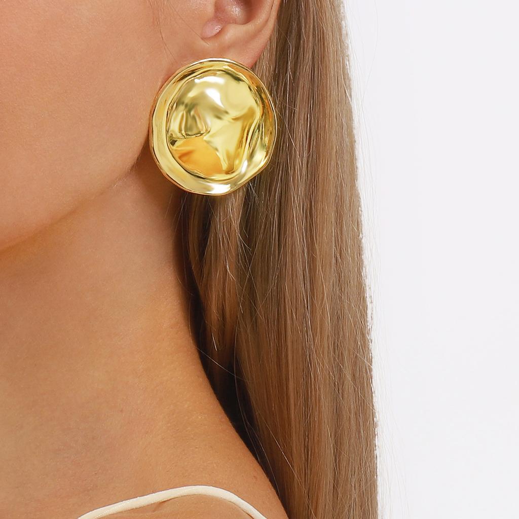 Women Fashion Same Style Stud Earrings Minimalist Temperament Minority Geometric Pleated Alloy Earrings For Women