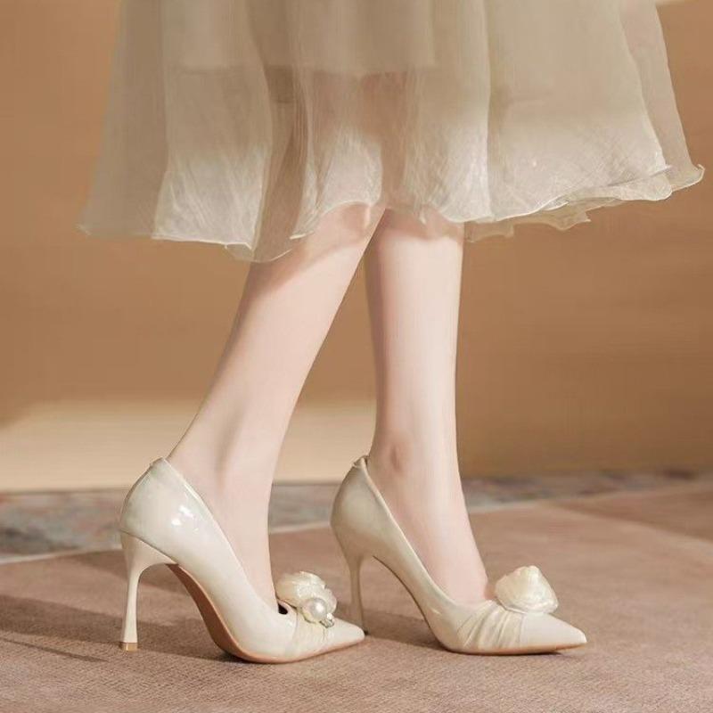 Fashion New Autumn Style Slip-on Stiletto Heels with Pointed Toe and Shallow Mouth, Pearl Flower, Non-slip and Wear-resistant High Heels