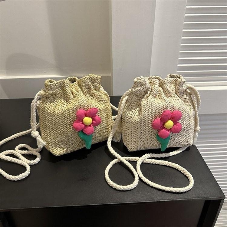 Chic Urban Style Woven Bucket Bag 2023 Trendy Casual Shoulder Bag For Women