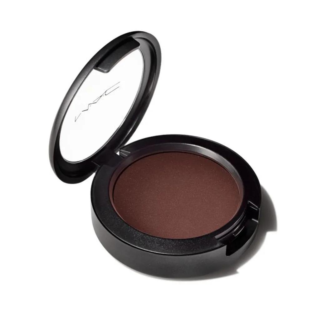 MAC Film Noir Powder Blush Brown