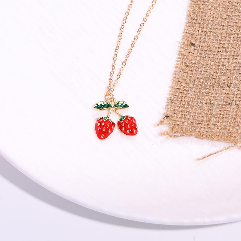 

Любовь и очаровательная мода инс ветер металл фрукты клубника вишня женское ожерелье серьги набор украшений