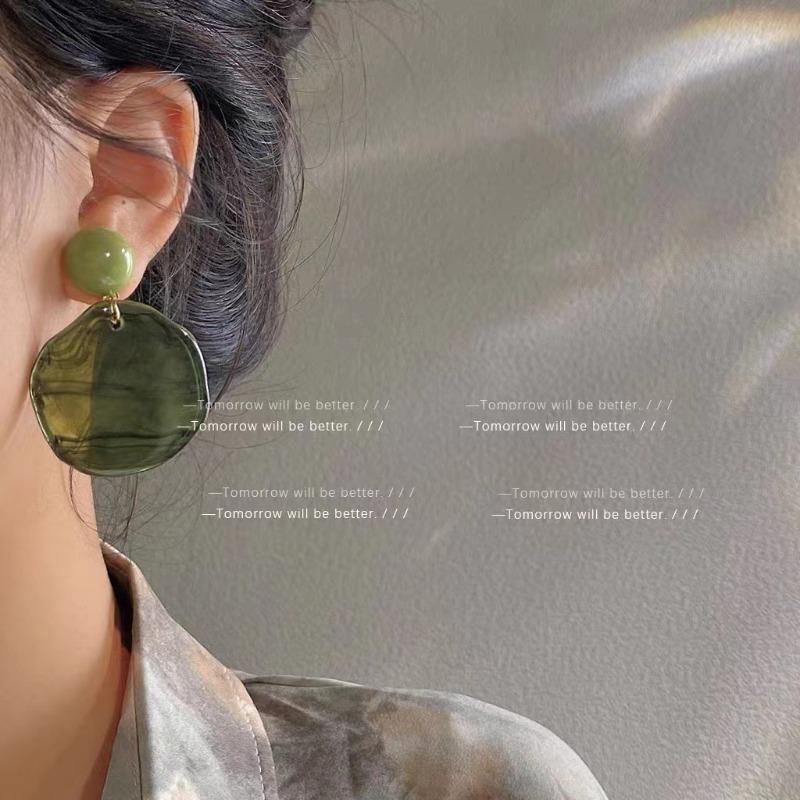Orecchini Vintage Retro Tinti di Verde Oliva Design Esagerato di Nicchia per Donna