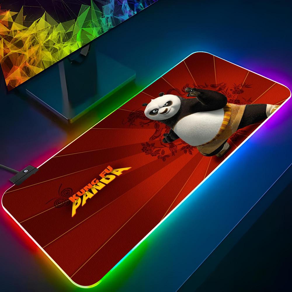 Tappetino Mouse Kung Fu Panda Gaming Mousepad RGB Retroilluminato Tastiera Ragazza Gamer Xxl Carino Tappetino per Laptop Tappetini da Tavolo Deskpad