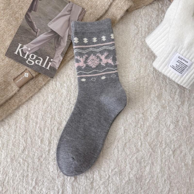 Women s Mid-Calf Wool Socks: Retro Fair Isle, Warm Thick Knit for Autumn/Winter One Size