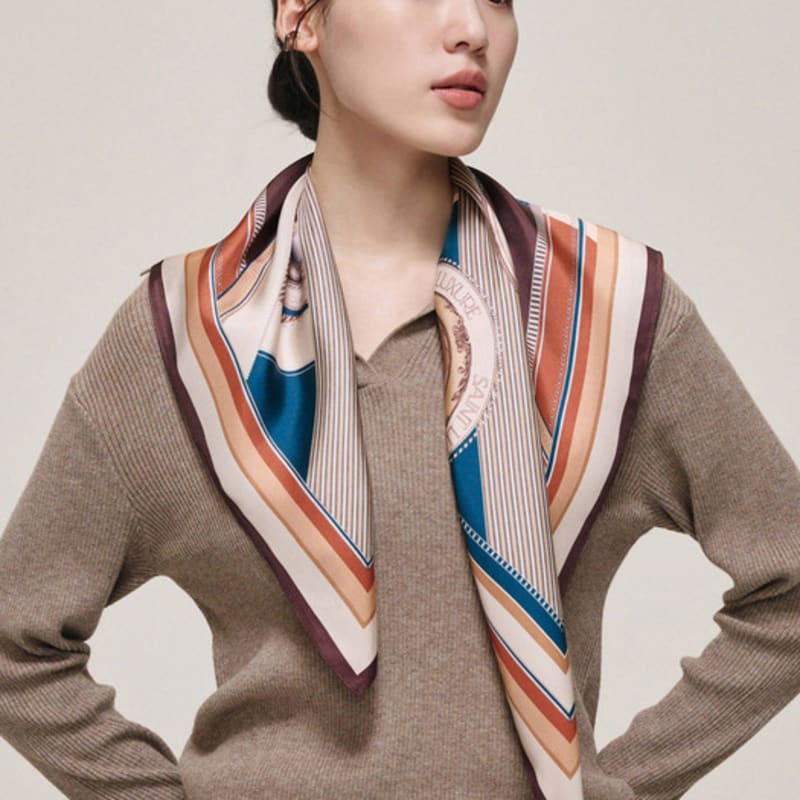 Saint Luxure Crème Blue Brown