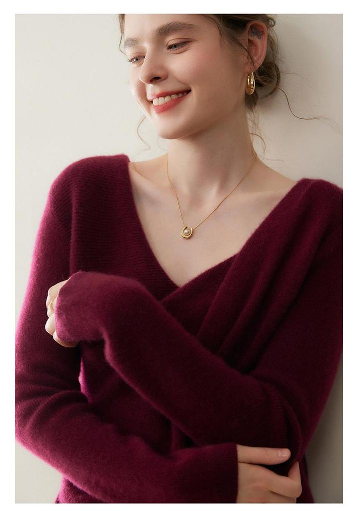 Women's Cashmere Knit Pullover - Slimming, Soft, Skin-Friendly, Twelve-Needle Solid Color Design