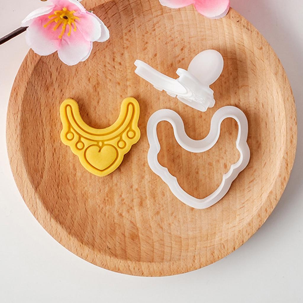 Valentine's Day Cookie Cutters Cartoon Pressable Biscuit Mold Holiday Biscuit Fondant Cookie Stamps Party Supplies