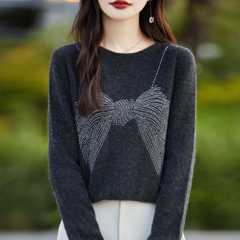 Autumn and Winter Pullover Sweater Women's Round Neck Knitted Bottoming Shirt Hot Drilling Slim Sweater