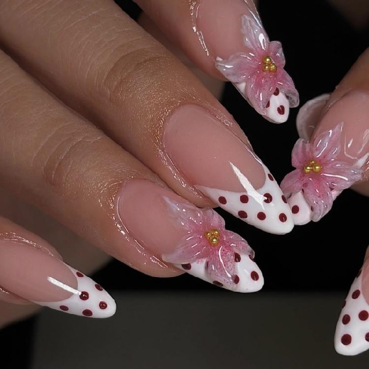 3D Sculpted Flower False Nail ABS Seamlessly Adhesion Long Wear Resistant For Career Women Special Event Pink Manicure
