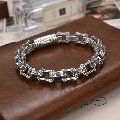Neues Europäisches und Amerikanisches Vintage Geschnitztes Mode Armband Dominante Persönlichkeit Punk Handgelenk Schmuck Zubehör