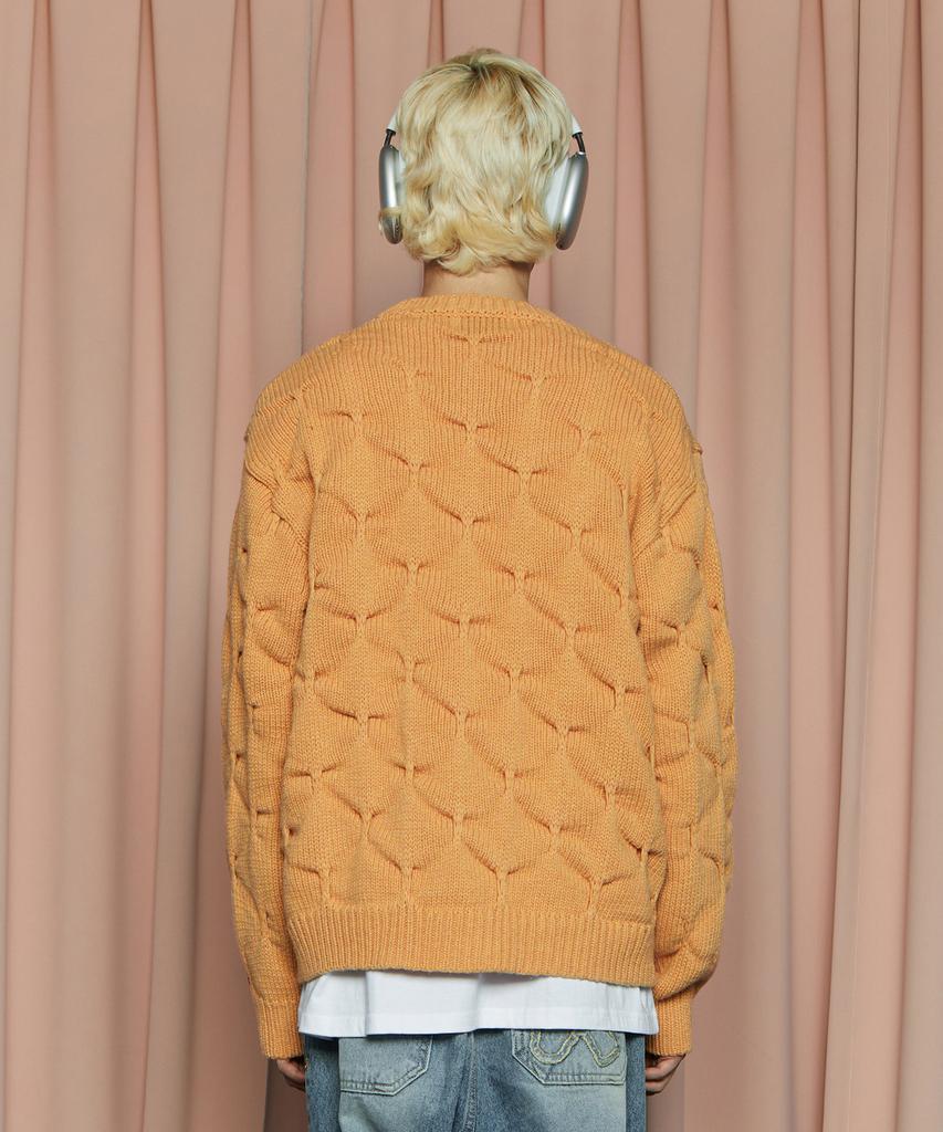 UNALLOYED Embossed Clover Knit / Salmon