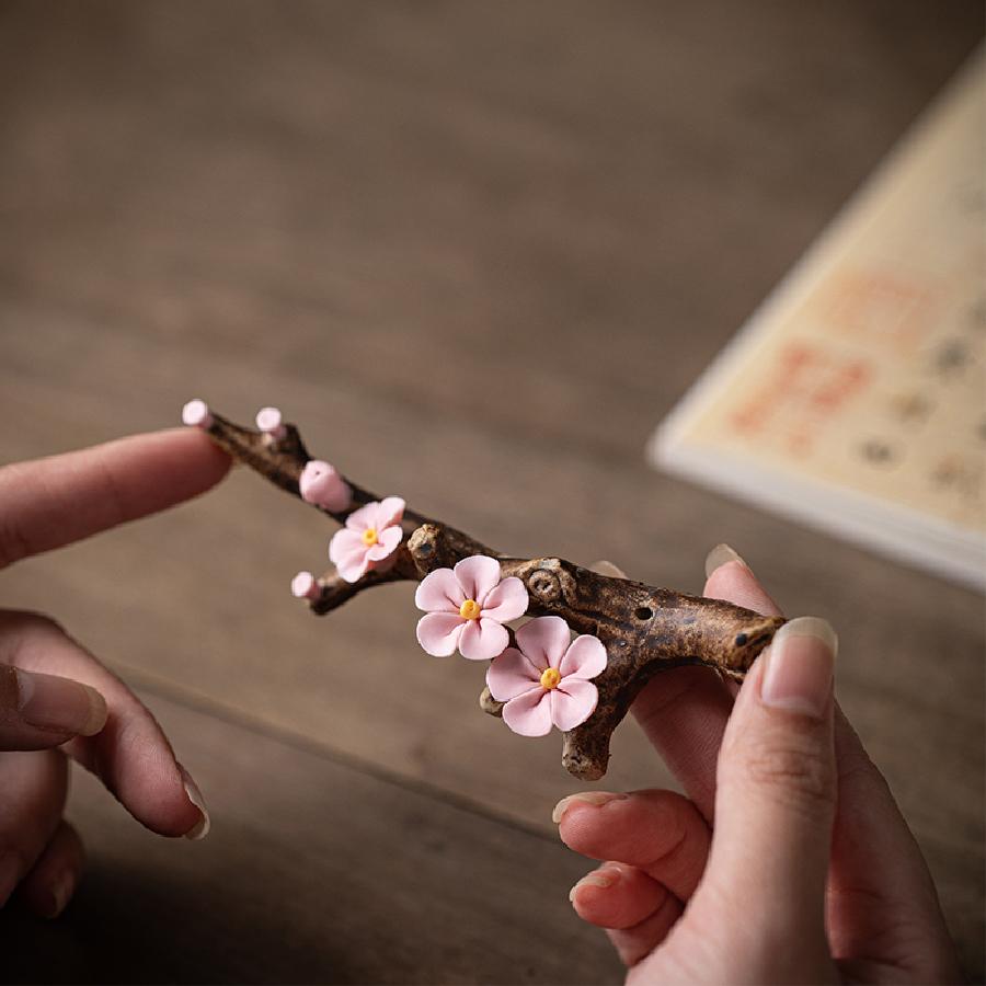 Ceramic Handmade Flower Plum Blossom Incense Holder, Pen Holder, Incense Holder, Decorative Ornament